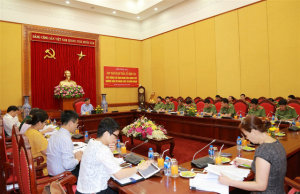 Bộ trưởng Bộ Công an, Thượng tướng Tô Lâm, Trưởng Ban soạn thảo Luật an ninh mạng chủ trì cuộc họp.