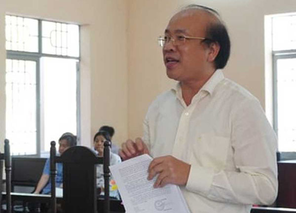 Thứ trưởng Phan Chí Hiếu - đại diện theo ủy quyền của bộ trưởng Bộ Tư pháp tại phiên tòa
